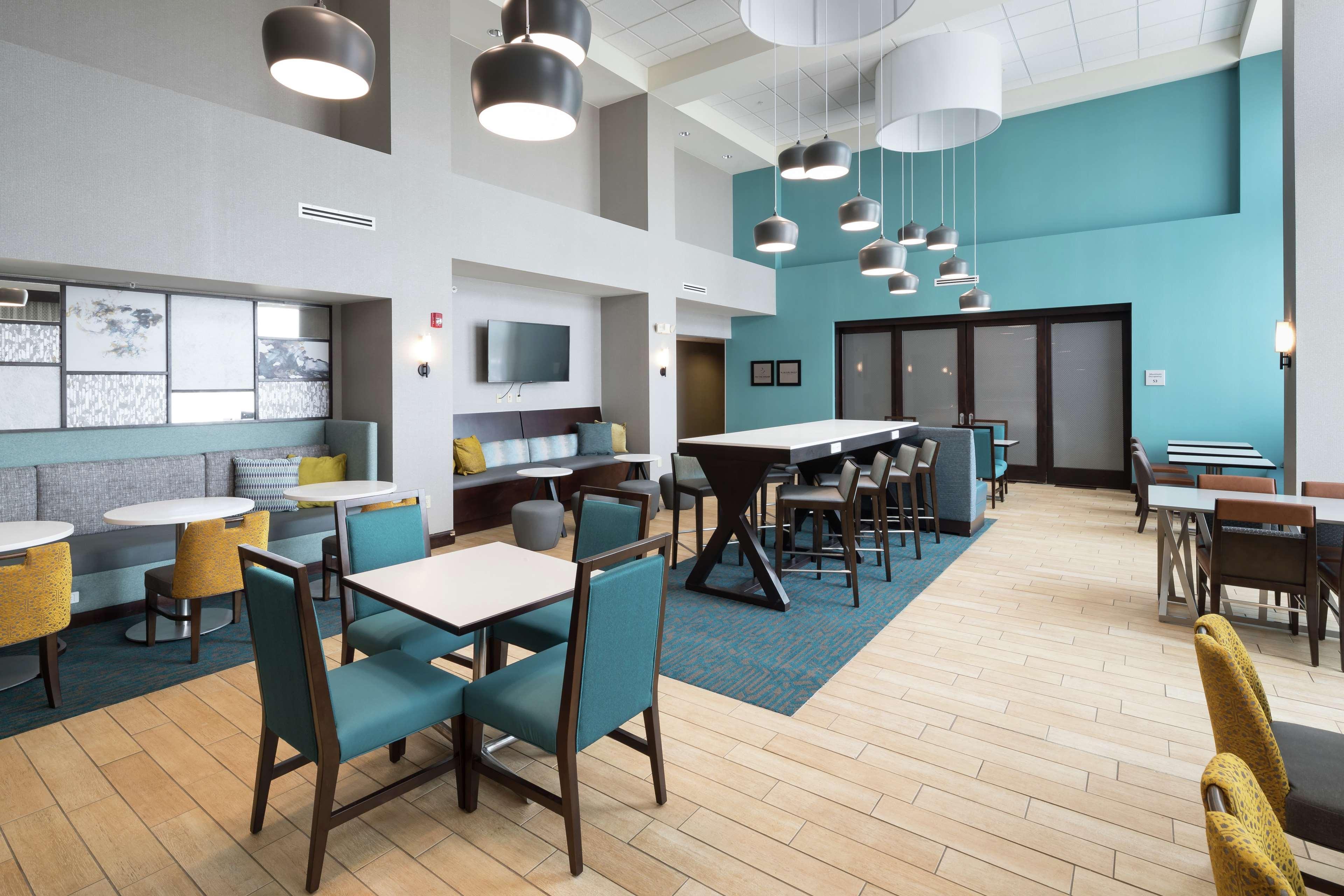 Hampton Inn & Suites Rochester-North Buitenkant foto